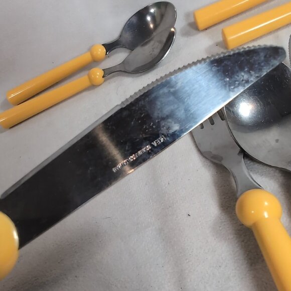 IKEA 15 Lot GRAMMATIK Vintage Flatware Yellow Plastic Fork Knives Spoon Cutlery - Picture 10 of 12